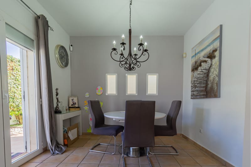 Open photo Listing photo