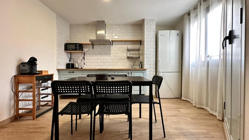 Open photo Listing photo