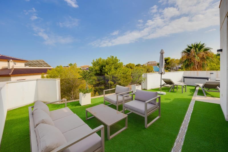 Open photo Listing photo