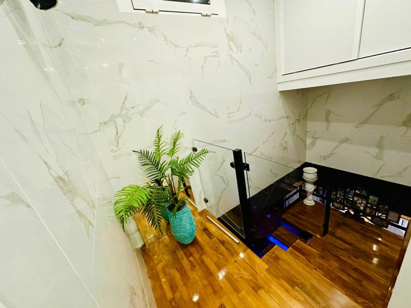 Open photo Listing photo