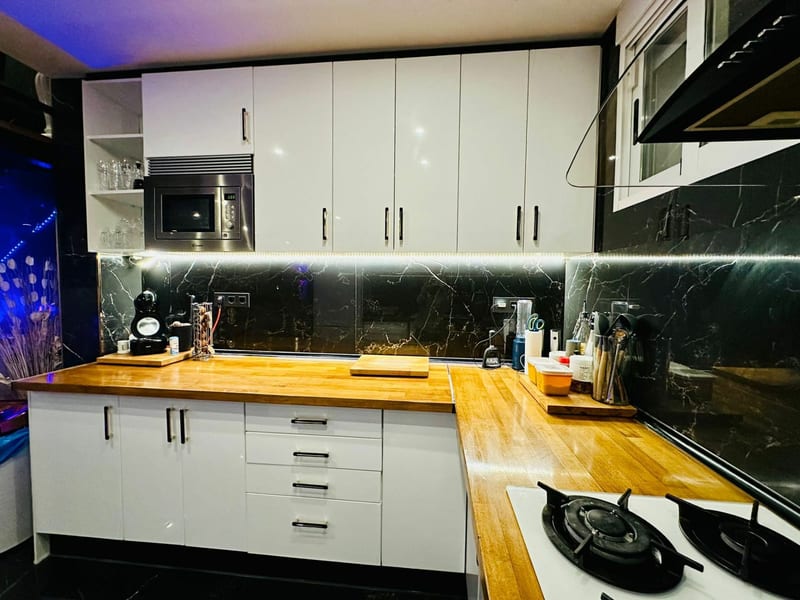 Open photo Listing photo