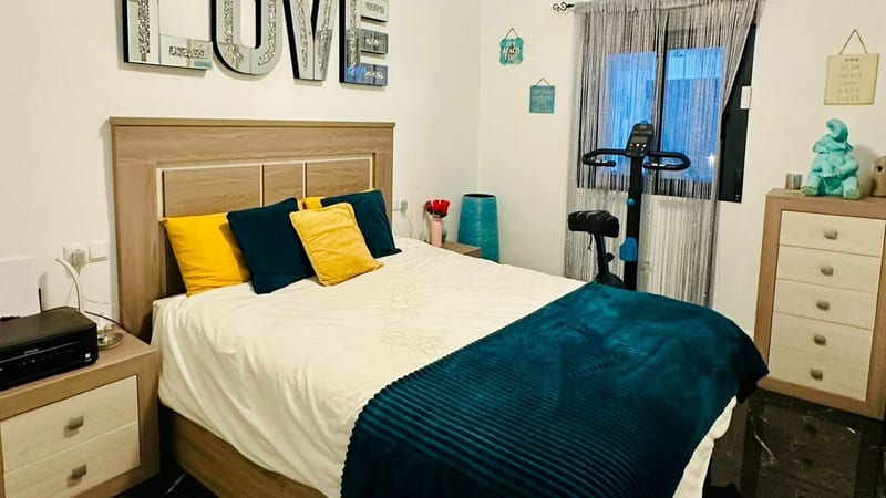 Open photo Listing photo