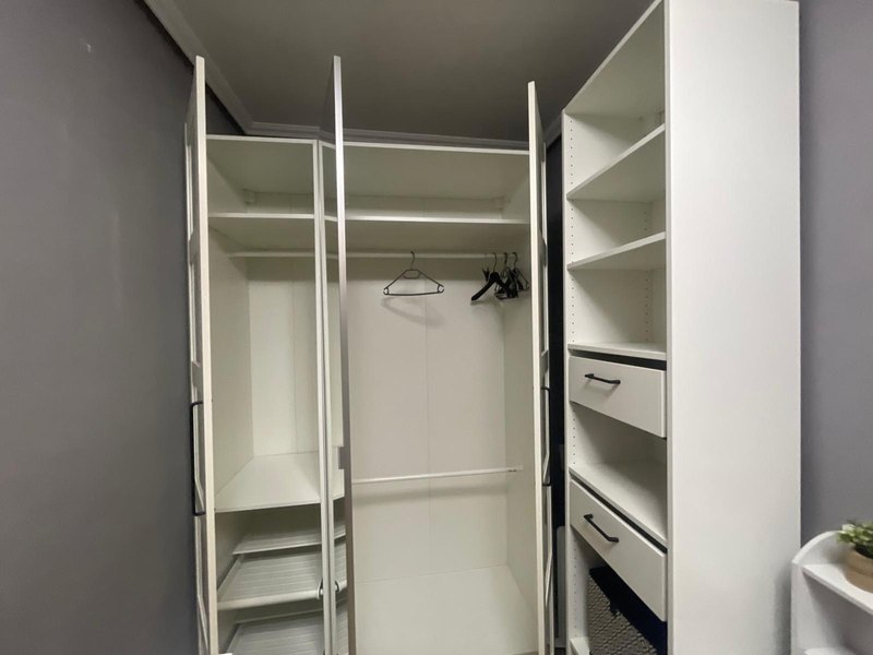 Open photo Listing photo