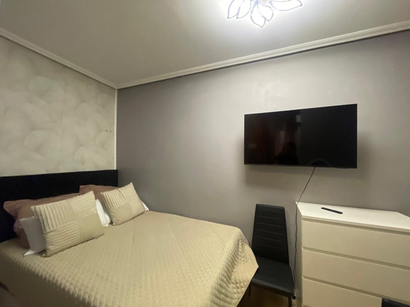 Open photo Listing photo