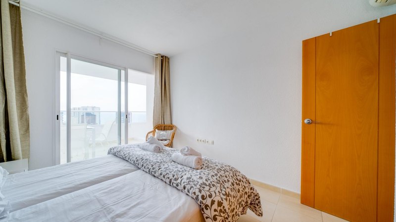 Open photo Listing photo