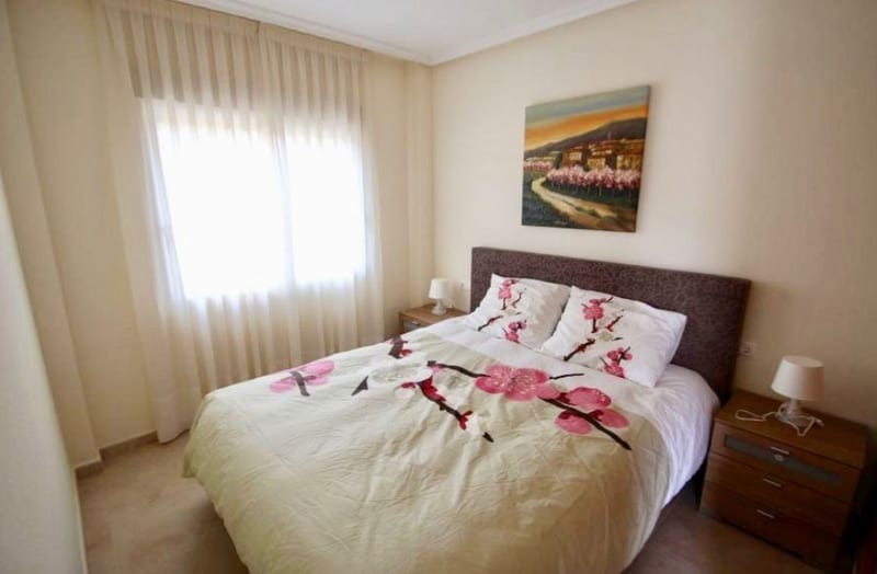 Open photo Listing photo
