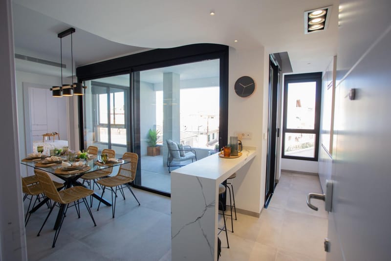 Open photo Listing photo
