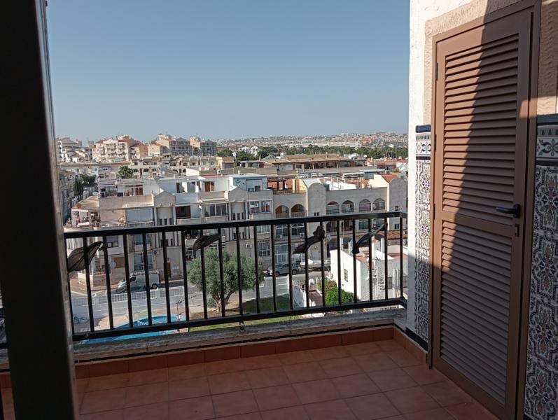 Open photo Listing photo