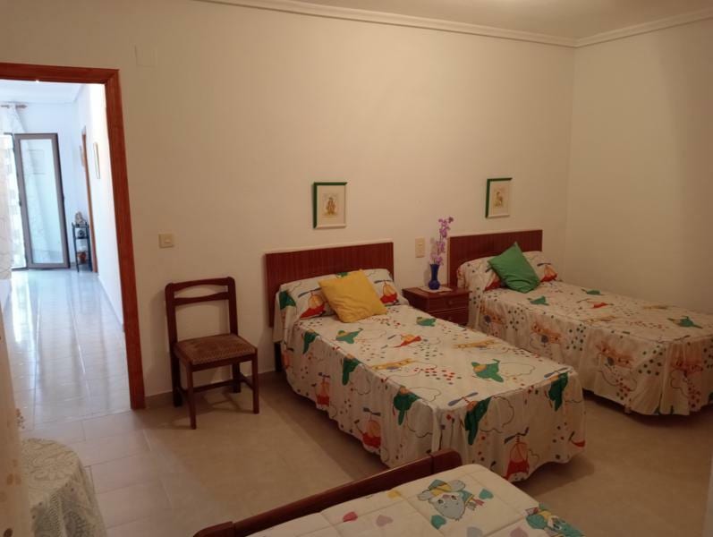 Open photo Listing photo