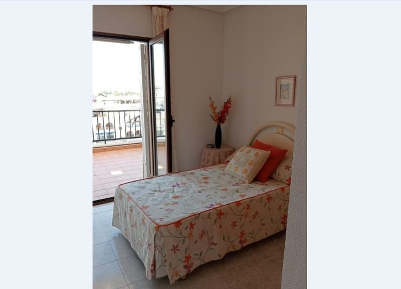 Open photo Listing photo