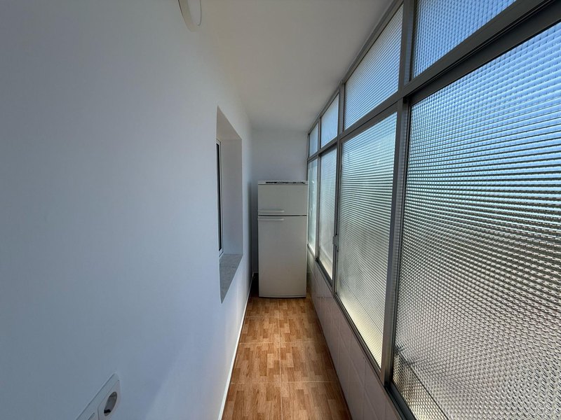 Open photo Listing photo