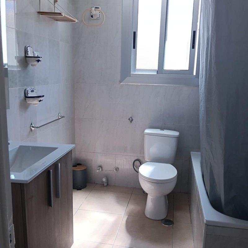 Open photo Listing photo