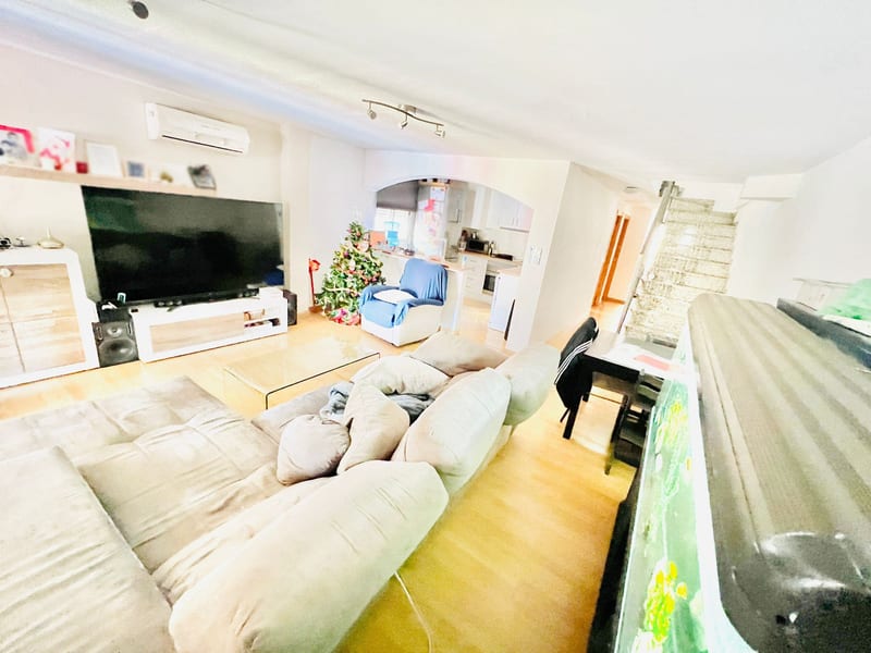 Open photo Listing photo