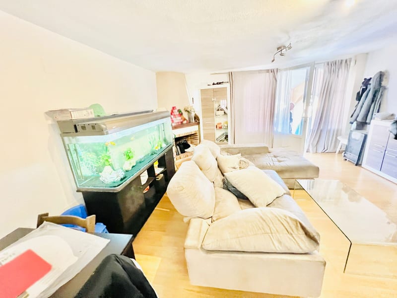 Open photo Listing photo