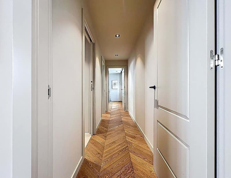 Open photo Listing photo