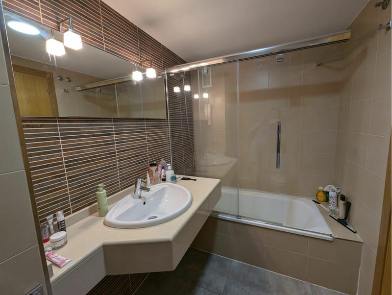 Open photo Listing photo