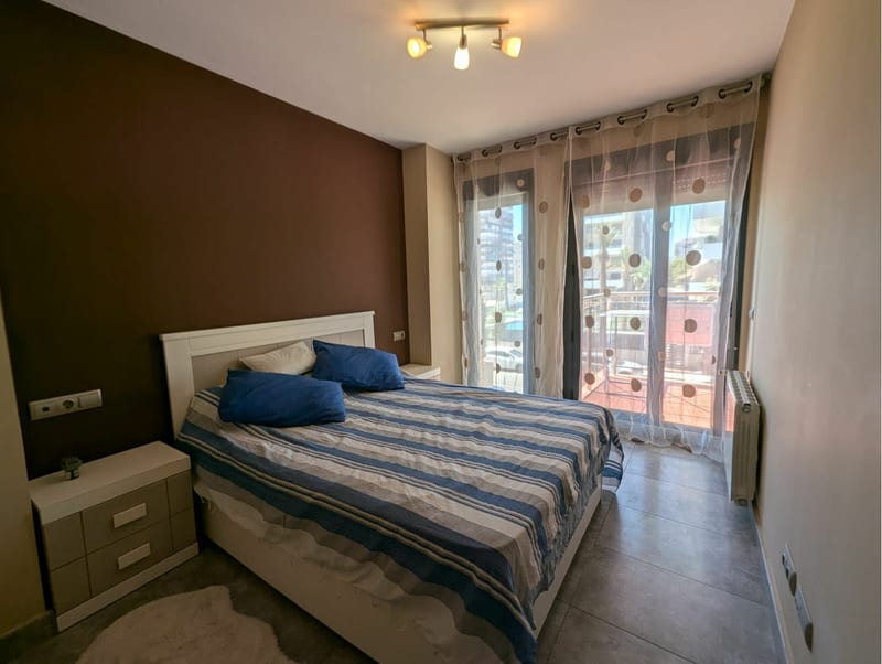 Open photo Listing photo