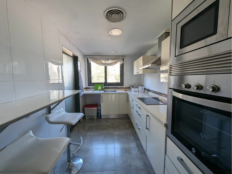 Open photo Listing photo