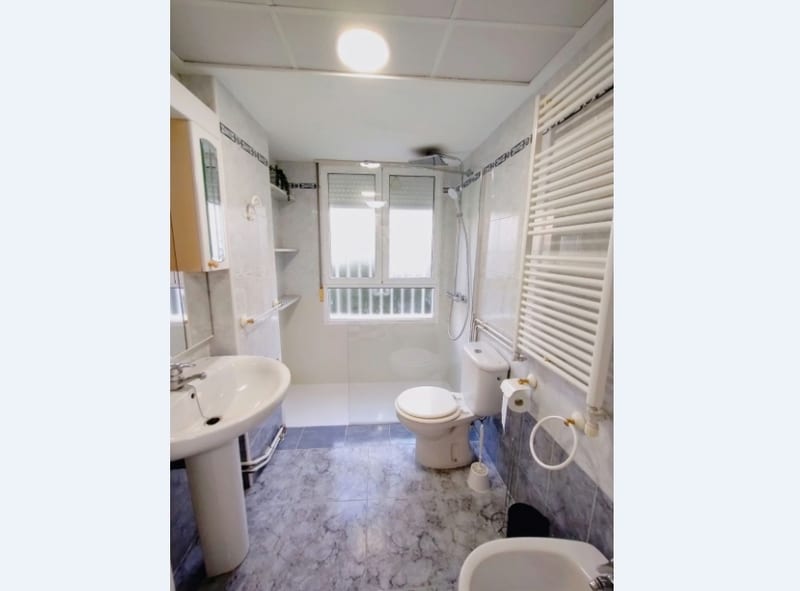 Open photo Listing photo