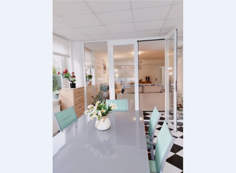Open photo Listing photo