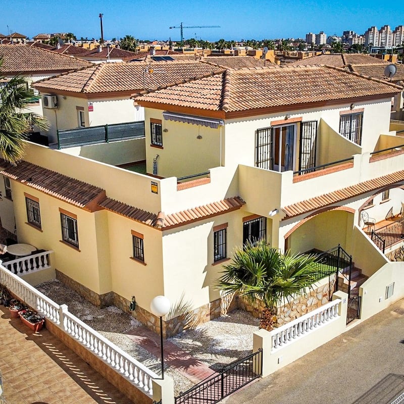 Open photo Listing photo