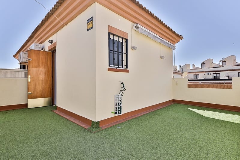 Open photo Listing photo