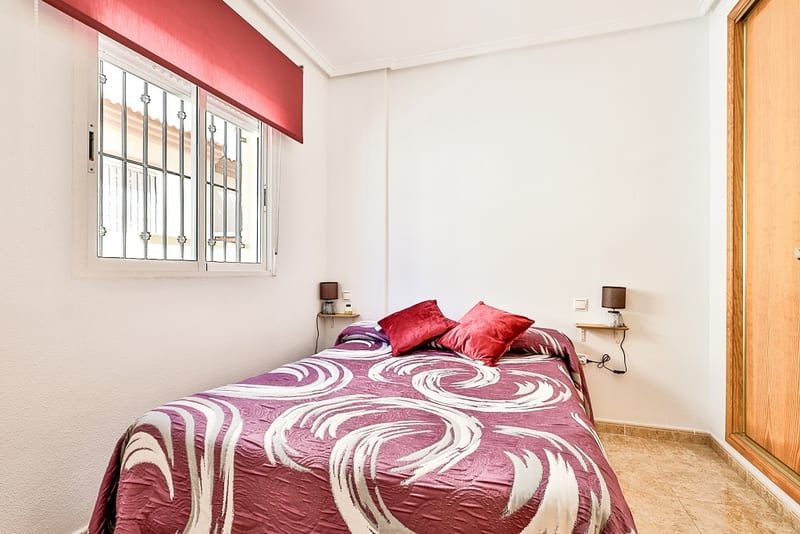 Open photo Listing photo