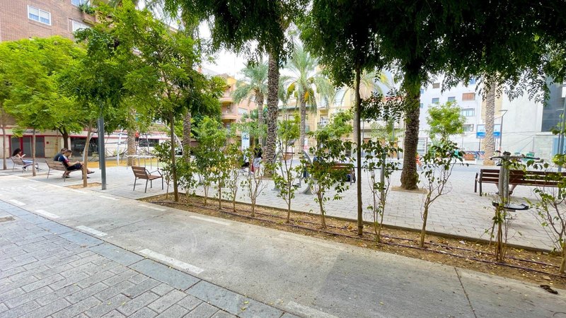 Open photo Listing photo