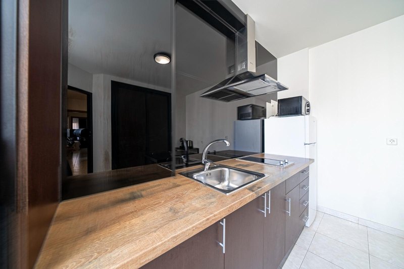 Open photo Listing photo