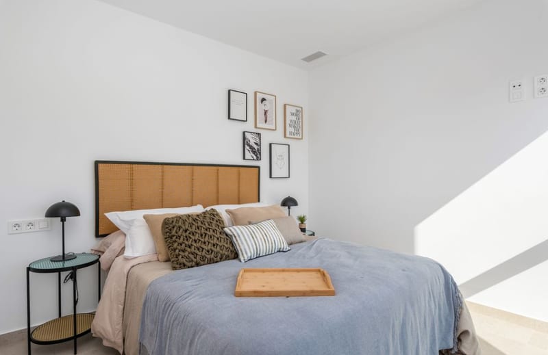 Open photo Listing photo