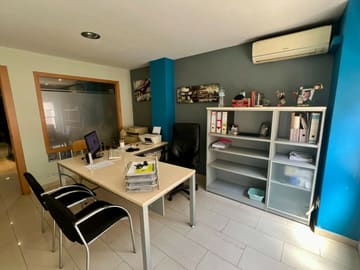 Listing photo