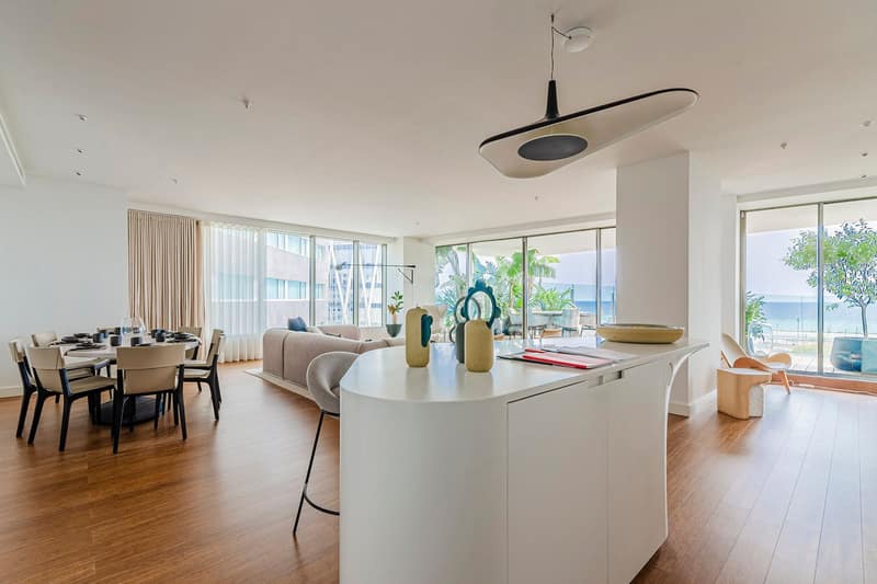 Open photo Listing photo