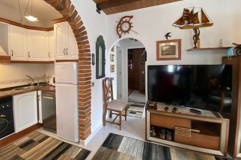 Open photo Listing photo