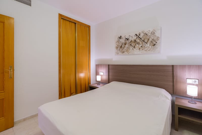Open photo Listing photo