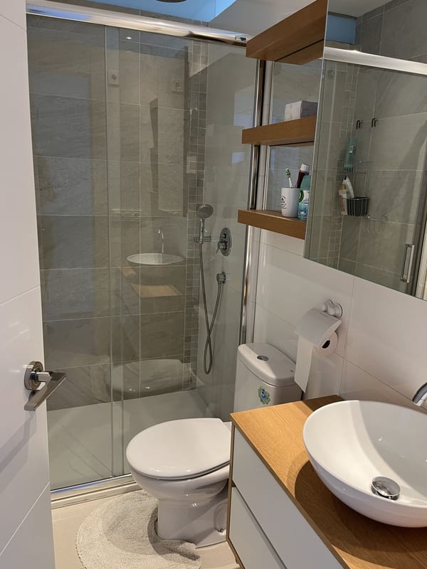 Open photo Listing photo