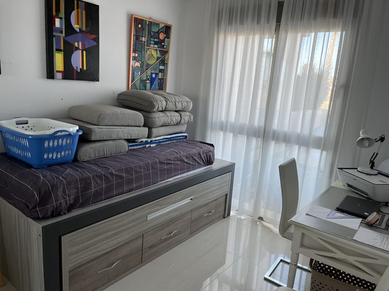 Open photo Listing photo
