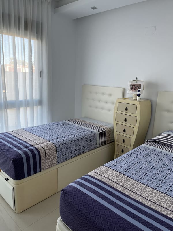 Open photo Listing photo