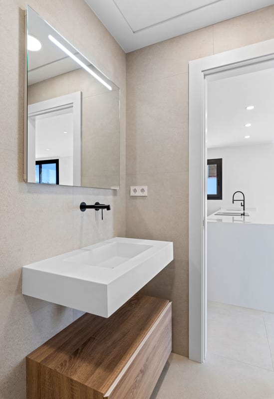 Open photo Listing photo