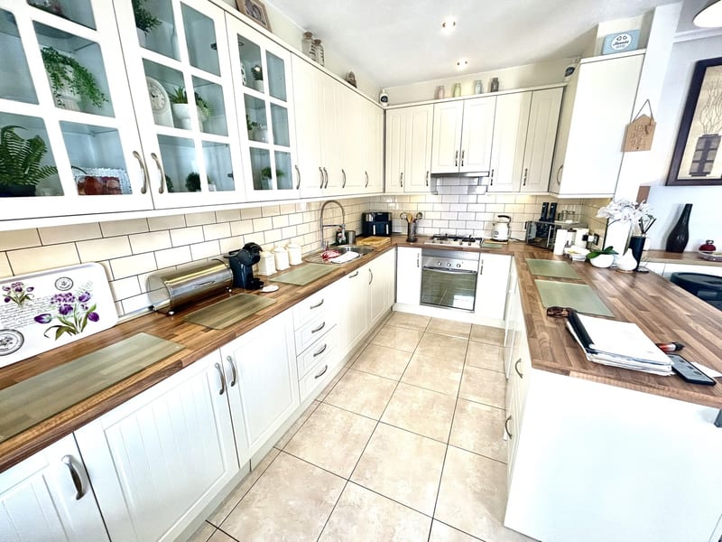 Open photo Listing photo