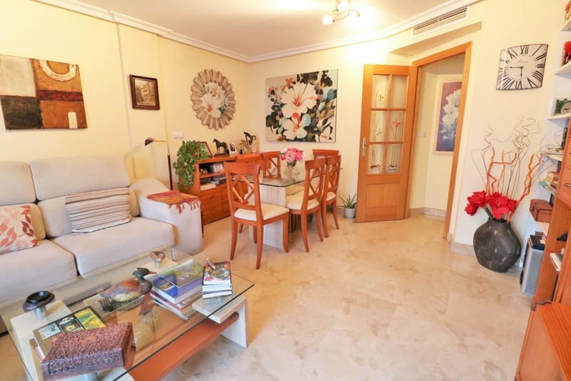 Open photo Listing photo