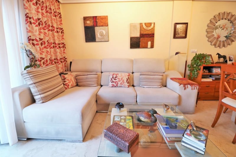 Open photo Listing photo