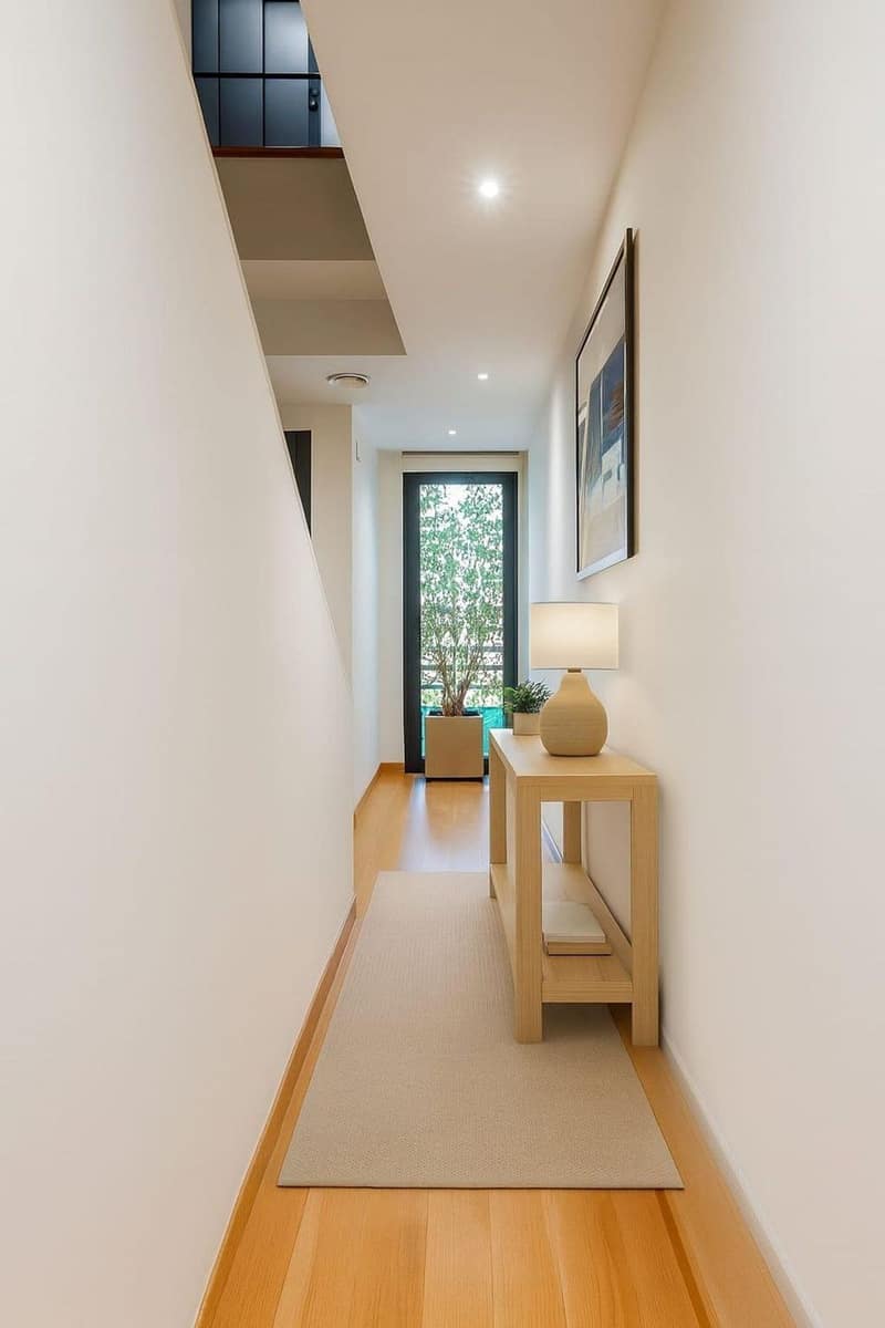 Open photo Listing photo