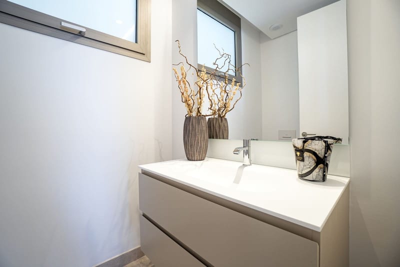 Open photo Listing photo