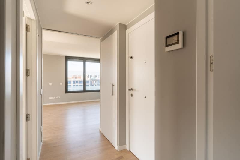 Open photo Listing photo