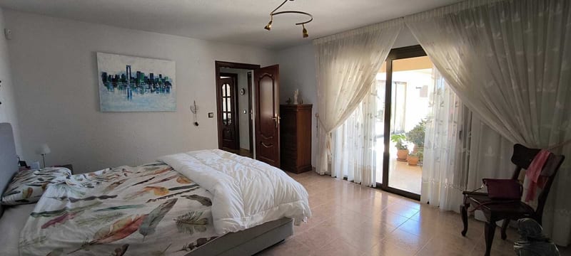 Open photo Listing photo