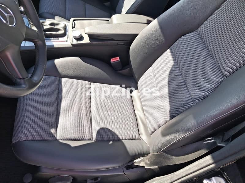 Open photo Listing photo