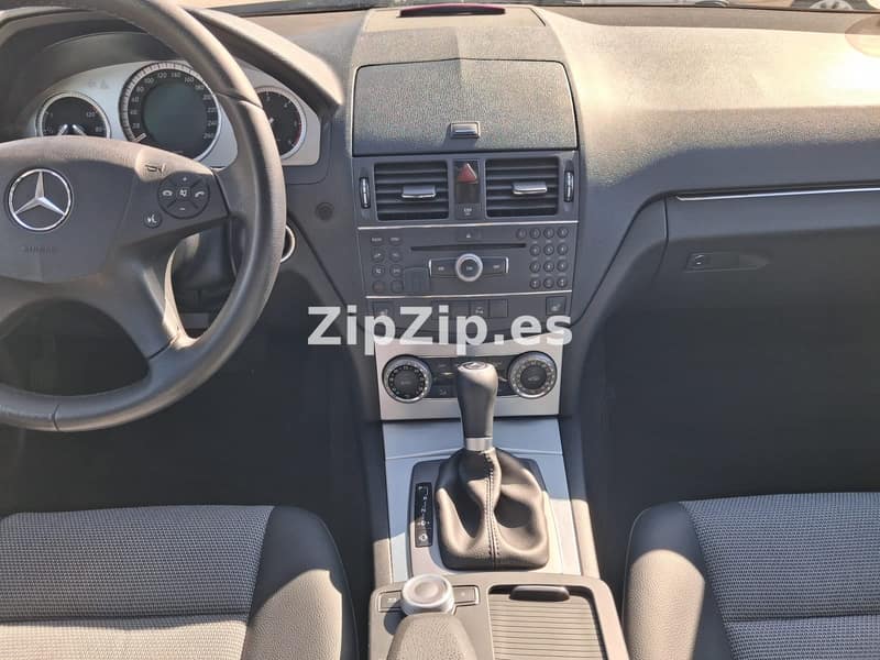 Open photo Listing photo