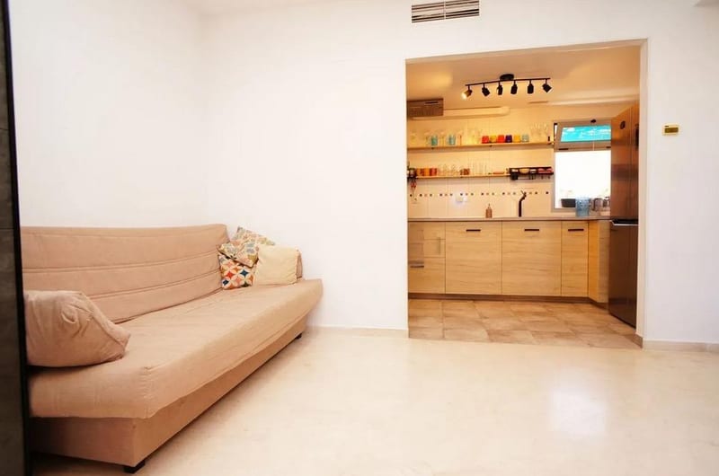 Open photo Listing photo