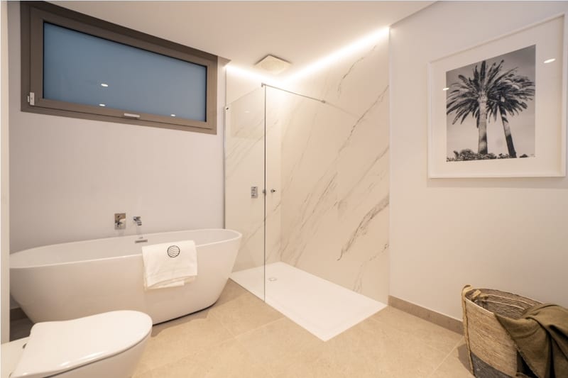 Open photo Listing photo