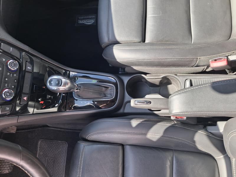 Open photo Listing photo